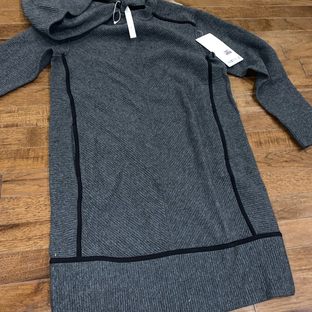 Lululemon On Repeat Dress